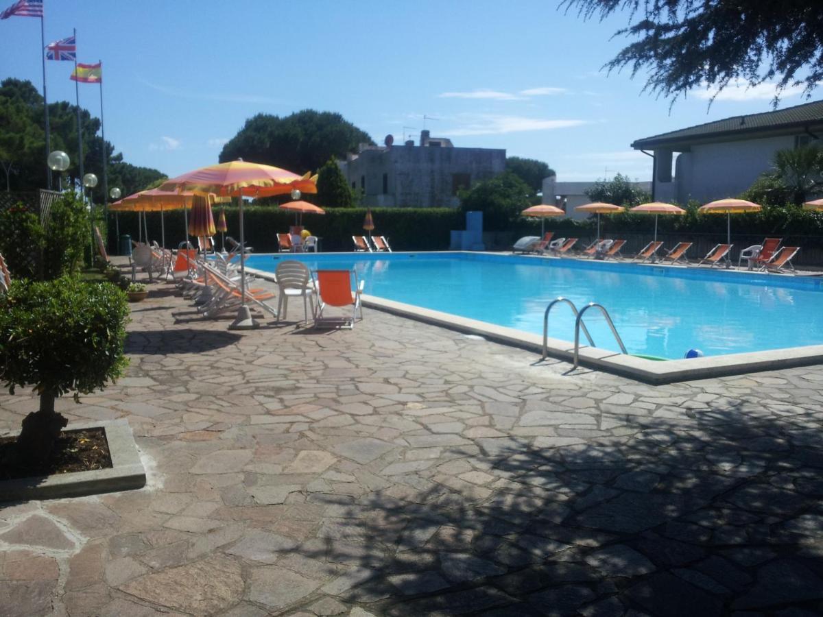 Ccc Holiday Properties Le Vele Ccc Montalto di Castro Bagian luar foto
